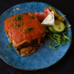 Moussaka (ovenschotel met aubergine, gehakt en bechamelsaus)